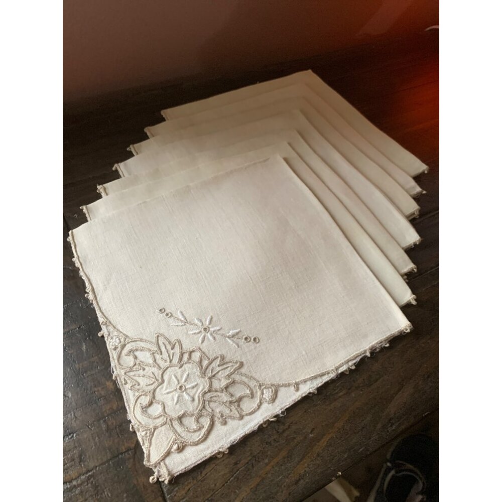 7 Linen Napkins Floral Tan and White Flower on Cream 16 x 16"